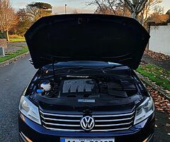 Volkswagen Passat - Image 6/10