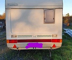 5 Berth Caravan - Image 8/9