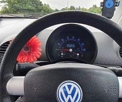 2003 Volkswagen Beetle - Image 4/4