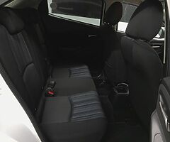 2016 Mazda Demio Skyactiv 4 Wheel Drive 1.3 - Image 5/10