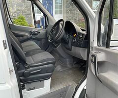 2007 Mercedes  Sprinter - Image 3/10