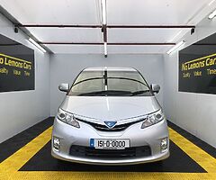 2015 Toyota Estima  2.5 Petrol/Hybrid 8 Seater - Image 3/10