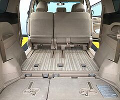 2015 Toyota Estima  2.5 Petrol/Hybrid 8 Seater - Image 6/10