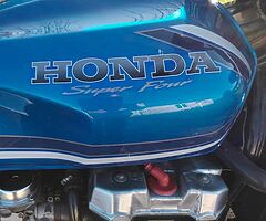 Honda CB 1300 super four