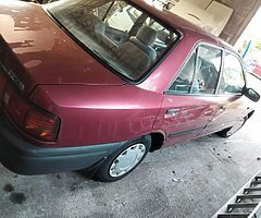 1993 MAZDA 323 - Image 5/10