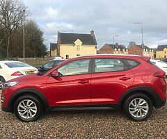 2017 Hyundai Tucson - Image 4/10