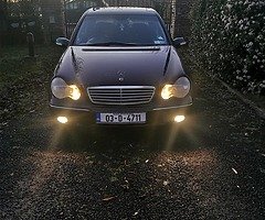 Mercedes c 180 - Image 4/10