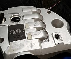 Audi engine cover - Image 2/2