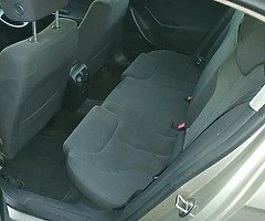 Wolsvagen Passat 1.9 diesel - Image 4/6
