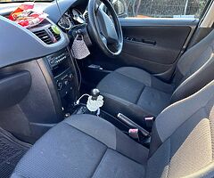 Peugeot 207 - Image 4/6