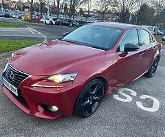 2016 Lexus IS 300 - Image 5/10
