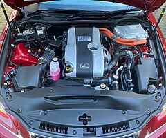 2016 Lexus IS 300 - Image 6/10