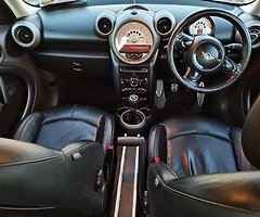 Mini Cooper SD COUNTRYMAN 2.0 4x4 - Image 6/10