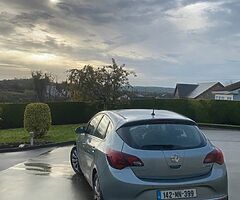 Vauxhall Astra 2.0 CDTI ELITE manual