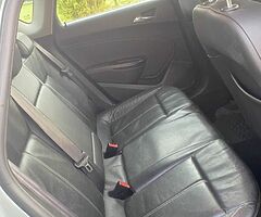 Vauxhall Astra 2.0 CDTI ELITE manual - Image 6/9