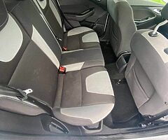 Immaculate 141 Ford Focus - Image 6/8