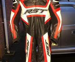 Rst tracktech evo-r leathers