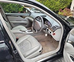 Mercedes E200 Estate 7 seater - Image 8/8
