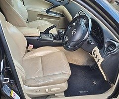 Lexus is220