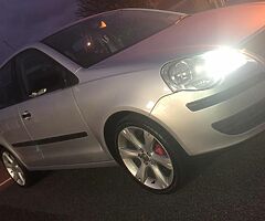 Vw polo 1.2 petrol car well maintained wheels 17 new tires interest send message