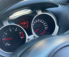2015 Nissan Juke red ext edition 1.5ltr diesel - Image 5/8