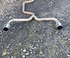 Exhaust for golf