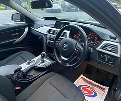 2017 bmw 330e hybrid - Image 9/10