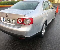 2009 Volkswagen jetta 1.9 tdi new nct & 03.22 tax - Image 4/8