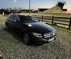 Mercedes Benz E220d AMG