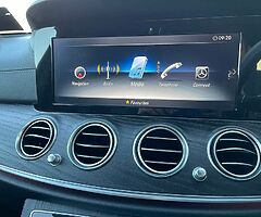 Mercedes Benz E220d AMG - Image 7/10