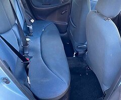 Toyota Yaris 05 nct 01/23 tax 01/22 - Image 8/9