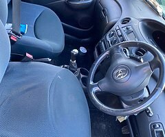Toyota Yaris 05 nct 01/23 tax 01/22 - Image 9/9