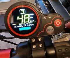 Selling scooter kugo kirin m4pro - Image 4/4