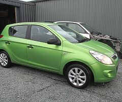 hyundai breaking i10 i20 i30 i40 ix35 - Image 5/10