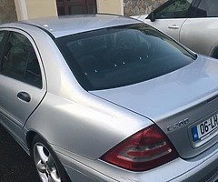 Mercedes C200 Automatic - Image 6/7