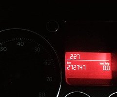 Volkswagen Passat - Image 4/7