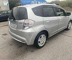 13 Honda Fit hybrid