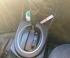 13 Honda Fit hybrid - Image 6/10