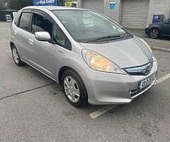 13 Honda Fit hybrid - Image 10/10