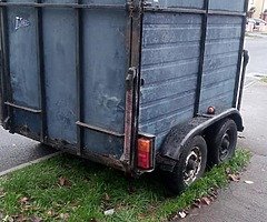 HUNTER DOUBLE HORSE BOX €550 - Image 8/9