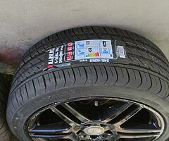 Alloys for sale 235/40/18