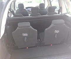 Citreon C4 , 7 seater - Image 8/10