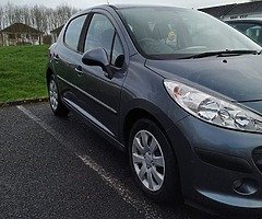 Car - Image 7/10