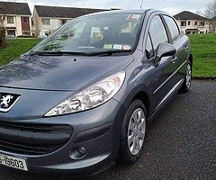 Car - Image 8/10