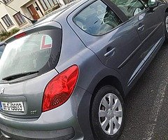 Car - Image 9/10