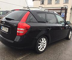 KIA CEED DIESEL 1,6 ( NEW TAX 01-22 LOW TAX : 74€   ( NCT NO ) SWAP YES
BLACK FREDAG    180.000km