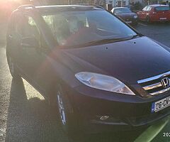 Honda FR-V 2006 1.7 - Image 4/10