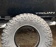 Brand new maxxis mudzilla 33x13.50x16LT