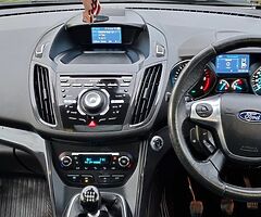 2015 Ford Kuga - Image 8/10