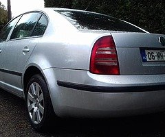 Skoda Superb - Image 4/4